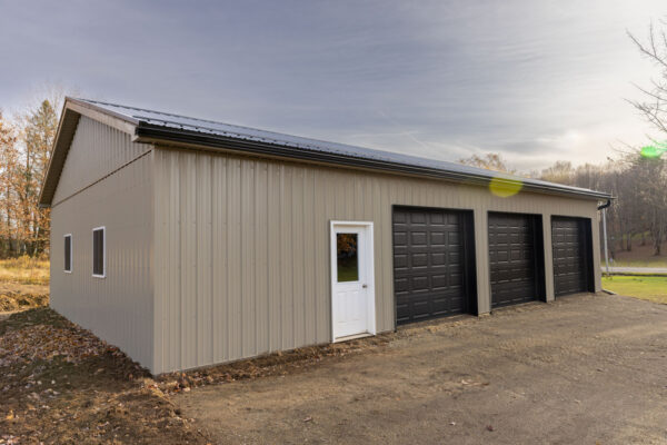 8-Waterford-PA-3-Car-Garage-23